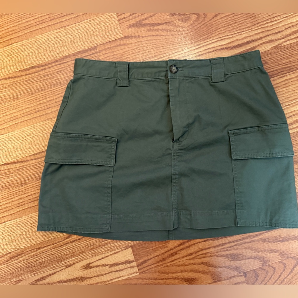 Abercrombie & Fitch Olive Skirt, medium
